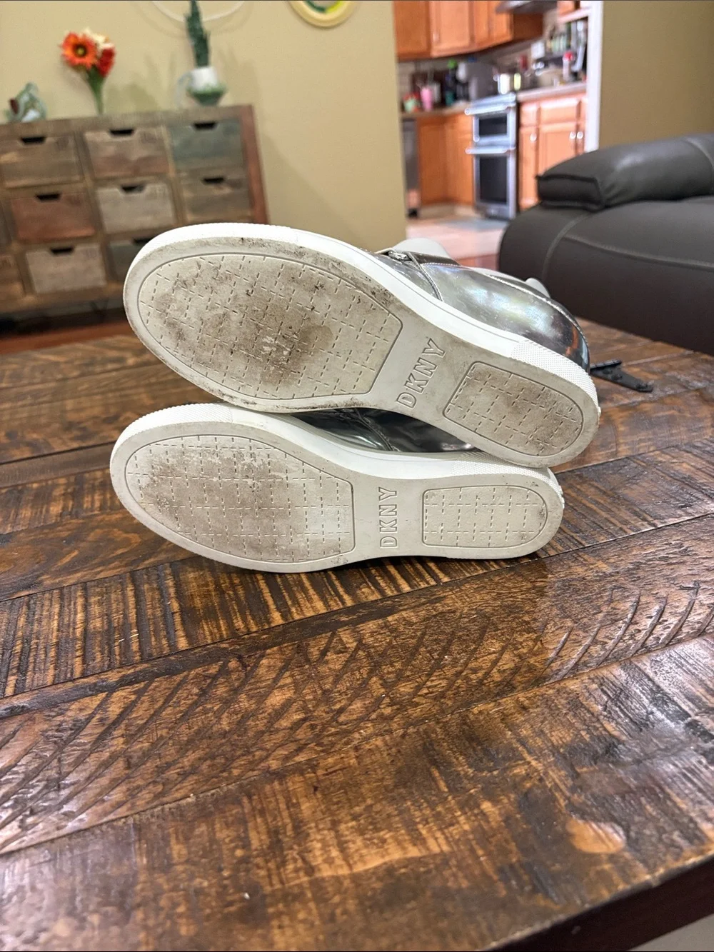 Dkny slip wedge